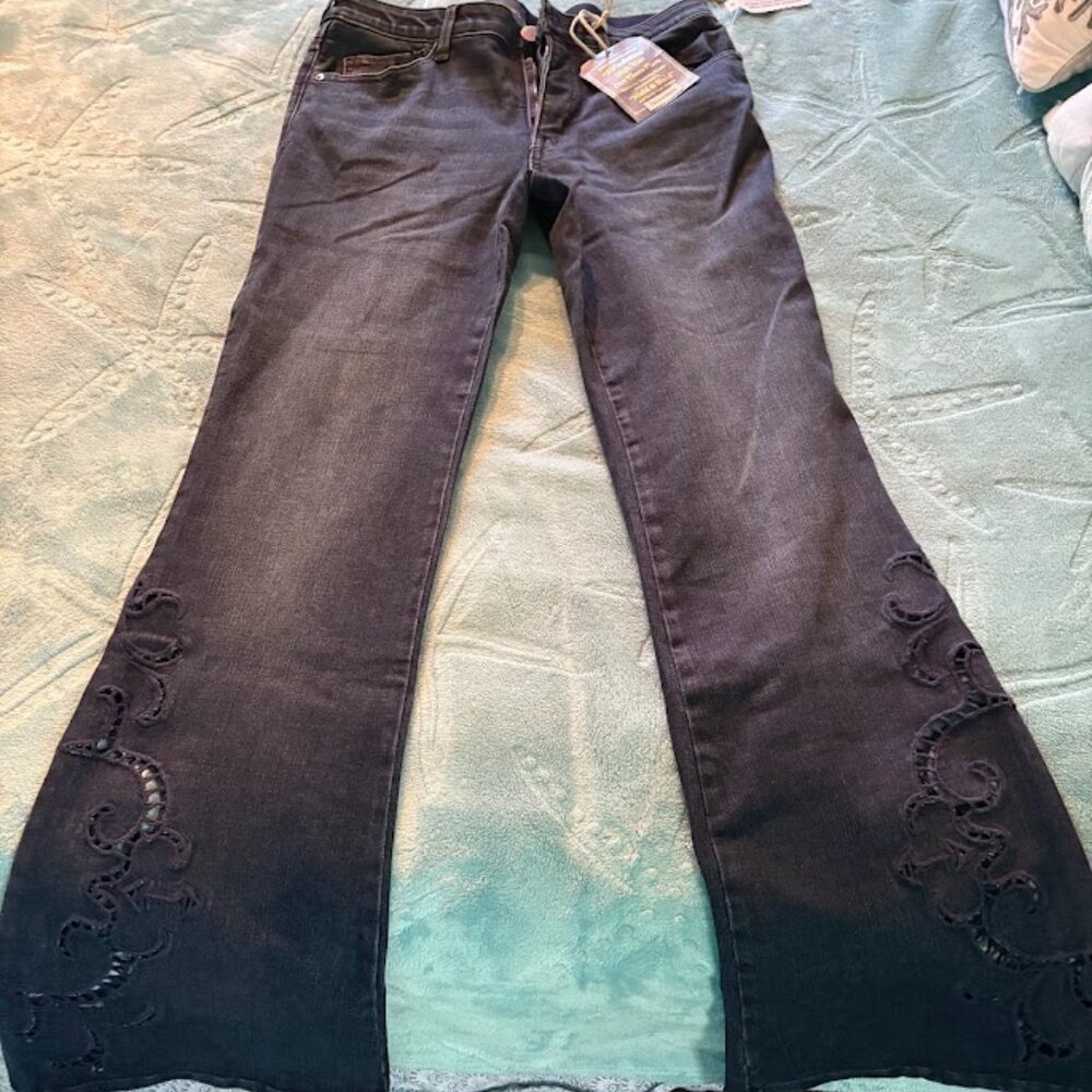 "Ab"solution High Rise Die Cut Embroidery Out There Flare Petite Jeans 14P NWT